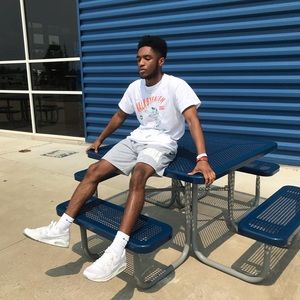 Meet your Posher, Christian